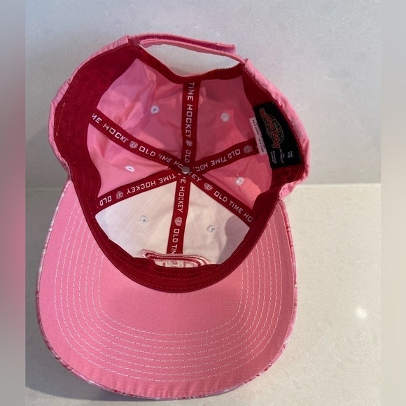 Pink Canadiens de Montreal Canadiens Old Time Hockey  Baseball Cap - Picture 2 of 5